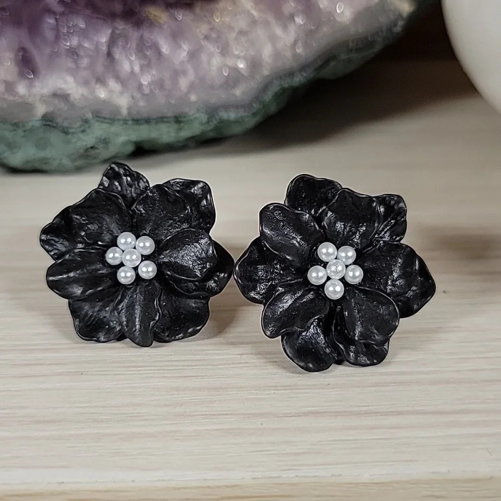 Black Dahlia Bloom Sculptural Stud Earrings